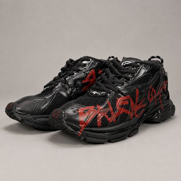 Balenciaga Runner "Graffiti Black Red" - НОВА НАЛИЧНОСТ!