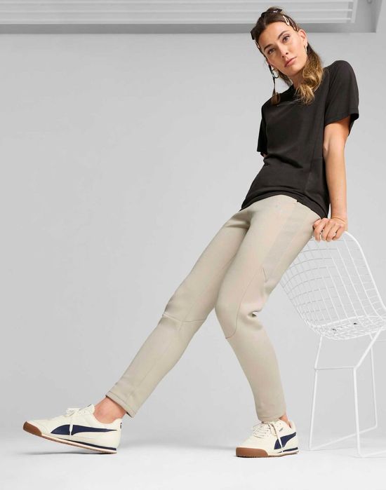 Ново Puma EVOSTRIPE pants дамско долнище Пума дамски панталони спортни