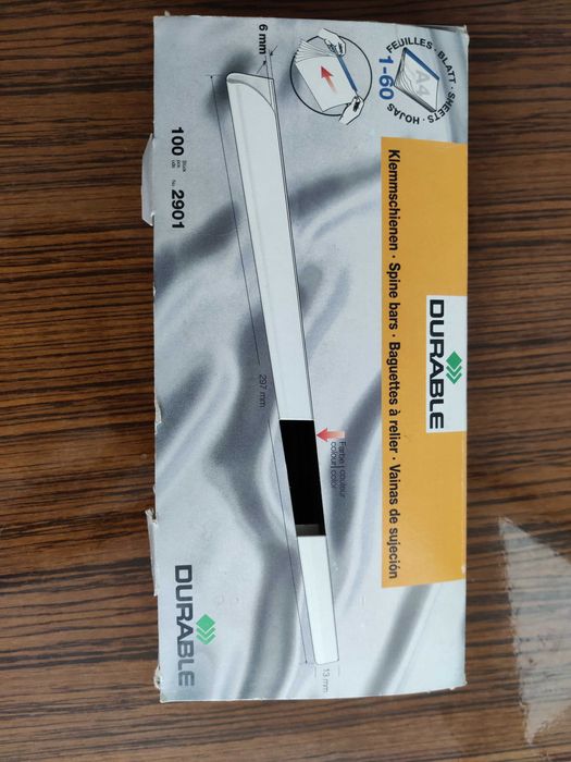 Приспособления (пластмасови) за захващане на листа А4