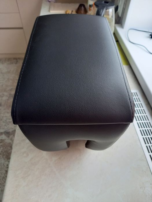 Подлокотник Веста