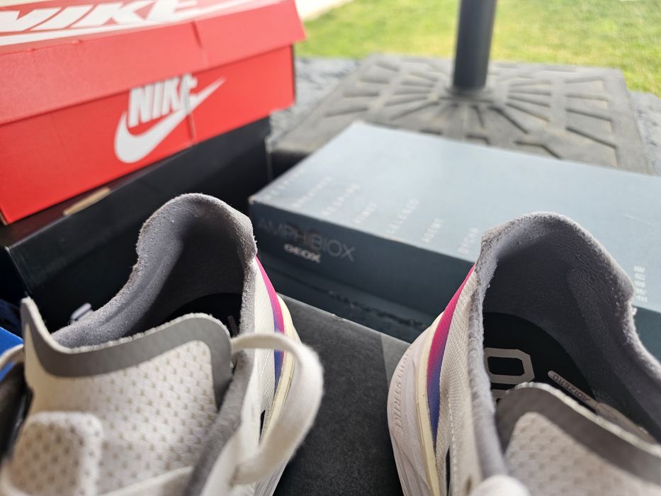 Pantofi sport pt alergat Adidas Adizero Boston 11  impecabili