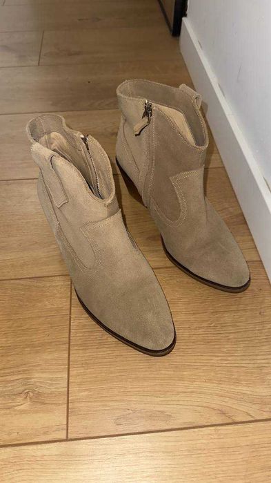 Дамски каубойски ботуши от естествена велур, размер 39