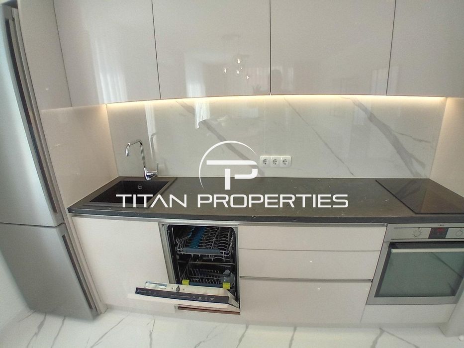 Дава се под наем Тристаен апартамент в Пловдив, Остромила - 116 кв.м за 650 € - Снимка #4