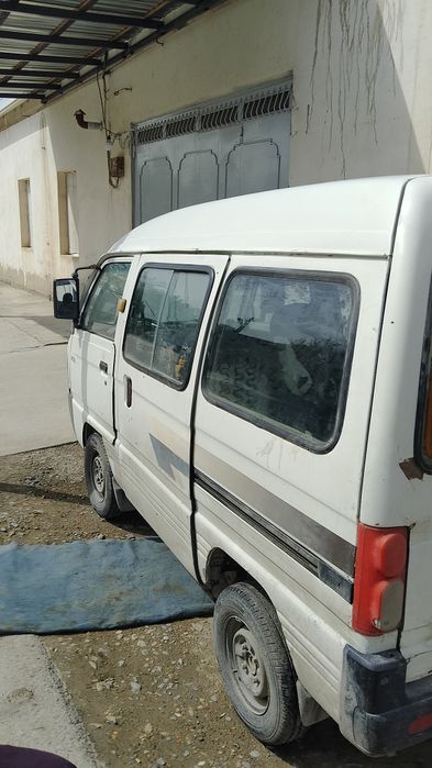 Damas sotiladi 2000 yil