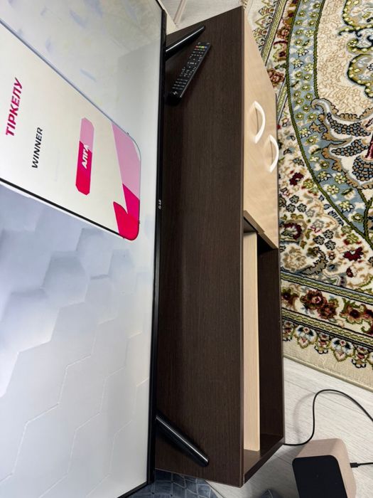 Тумба под телевизор