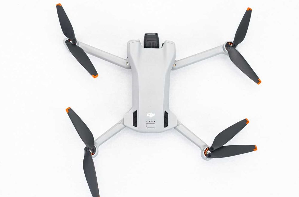 Drona DJI Mini 3 - RC-N1