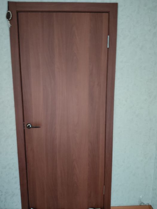Продам дверь 80 см