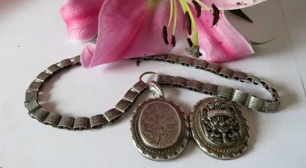 Vechi colier argint masiv cu pandant, Victorian