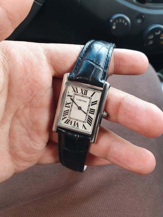 Cartier tank solo очен хорошего качества