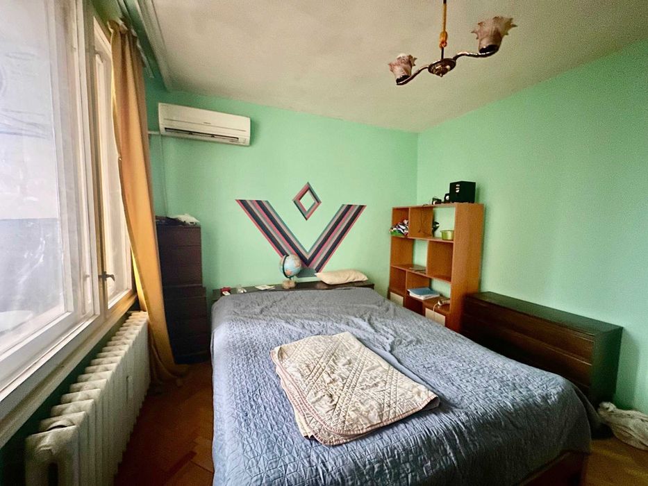 Продава се Четиристаен апартамент в София, Лозенец - 112 кв.м за 3027 €/кв.м - Снимка #12