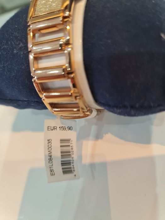 Чисто нов дамски часовник Esprit