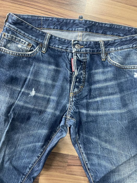 Jeans Dsquared2 ….