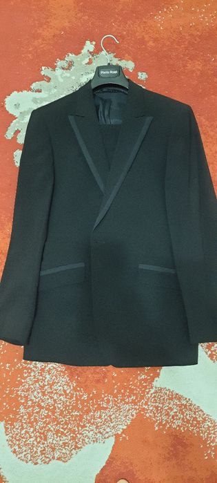 Vand costum mire Paolo Rossi pret bun