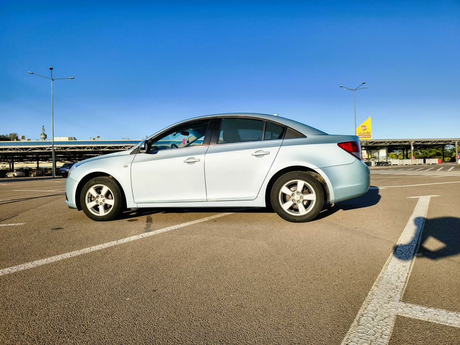 Chevrolet Cruze 1.6 Benzină - Întreținut cu grijă