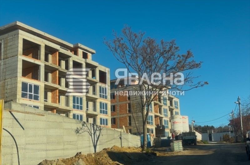 Продава се Тристаен апартамент в Варна, м-т Пчелина - 80 кв.м за 1813 €/кв.м - Снимка #9