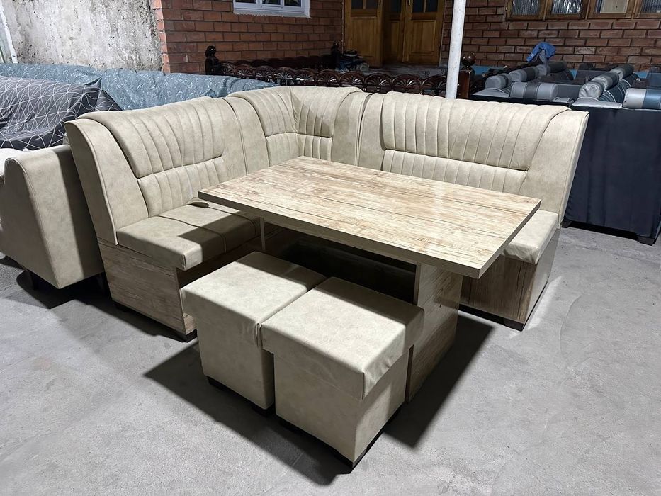 Продаётся новые кухонные уголки