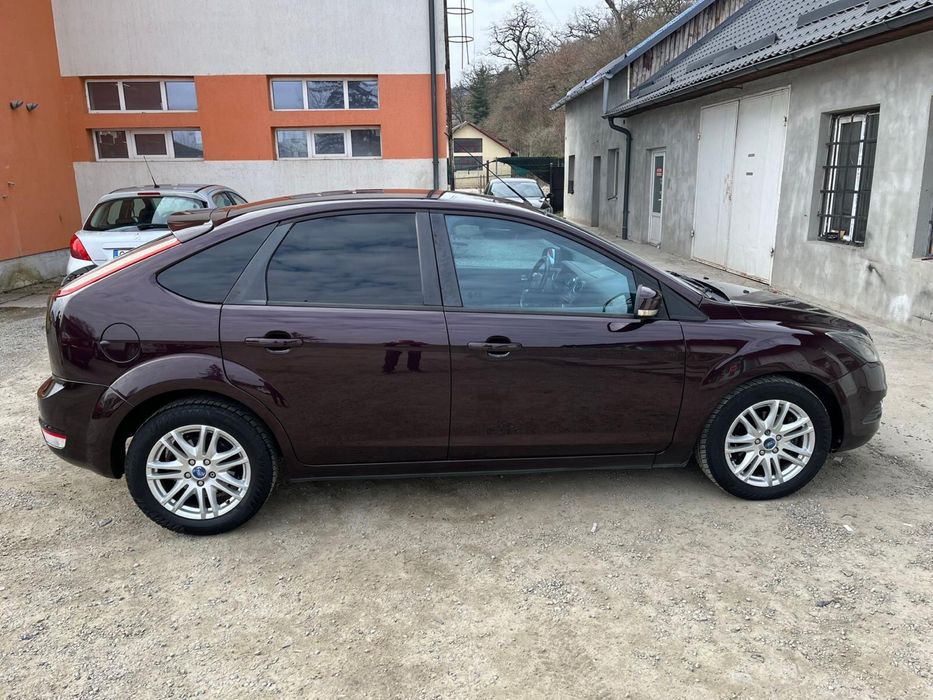 Vând Ford Focus 2 Facelift hatchback