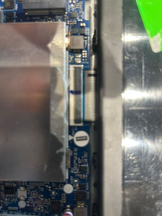 Reparații laptop, curatare, schimbat pasta termoconductoare,