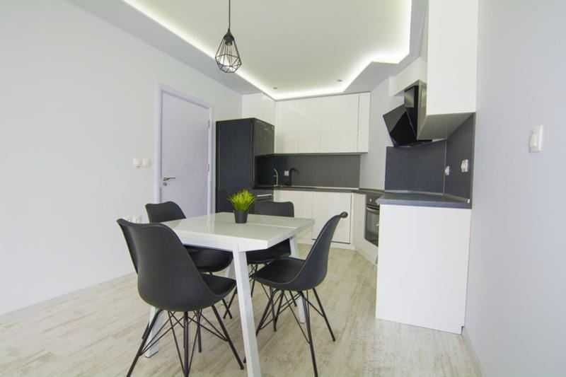 Дава се под наем Двустаен апартамент в София, Кръстова вада - 75 кв.м за 433.5 € - Снимка #5