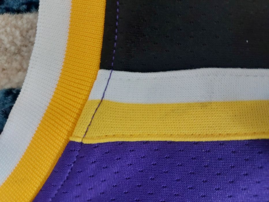 Kobe Bryant #8 Lakers Jersey.