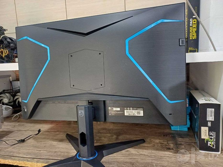 Монитор Philips 2K. 27" 144 Гц.