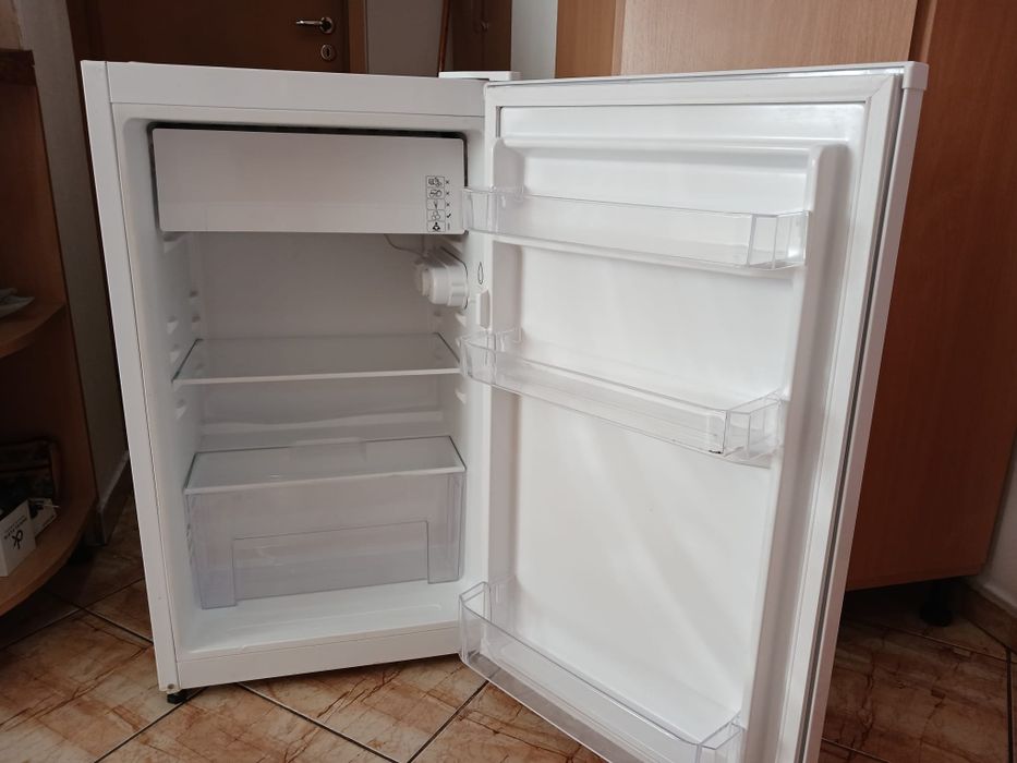 Frigider FINLUX 12/24V – 88L – pentru rulotă / campervan
