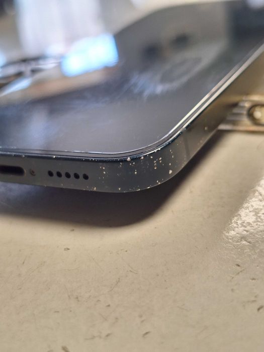 iPhone 13 - 128GB - 84%