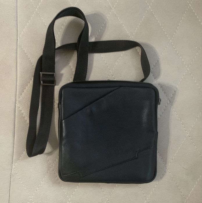 Продам барсетку кожа