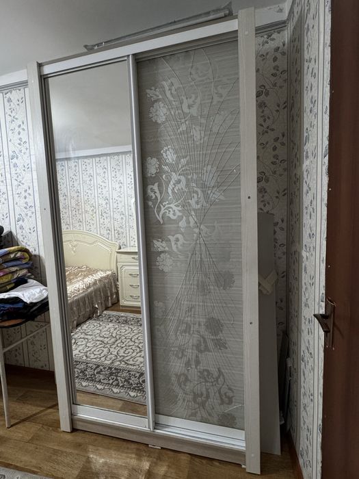 Шифонер б/у в хорошем состоянии