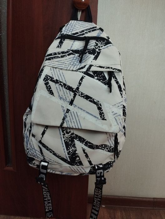 Продам Рюкзак-сумка 1000тг