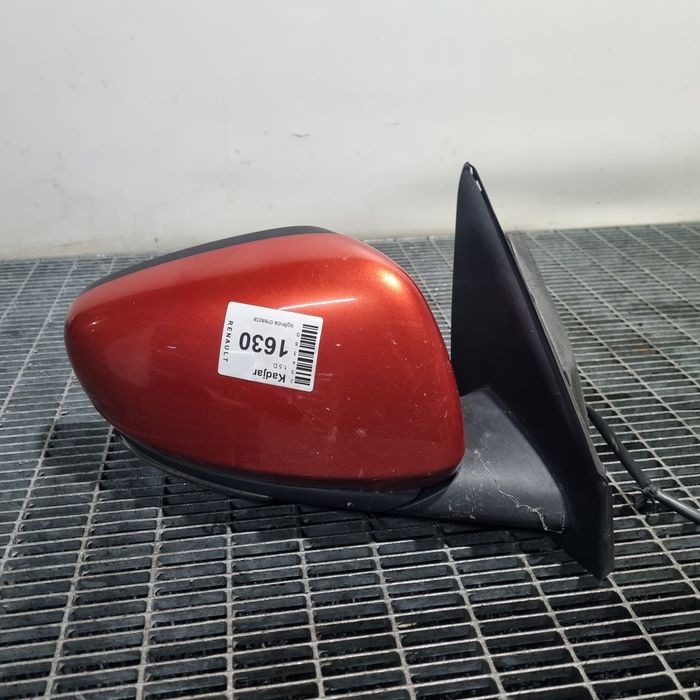 Oglinda dreapta Renault Kadjar 2015 - 2018 4 Usi Rouge Flamme Nacré TENNP (1630) Fără rabatare electrică FARA STICLA 13003190 Garantie