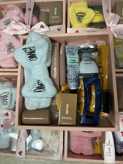 Подарочные боксы