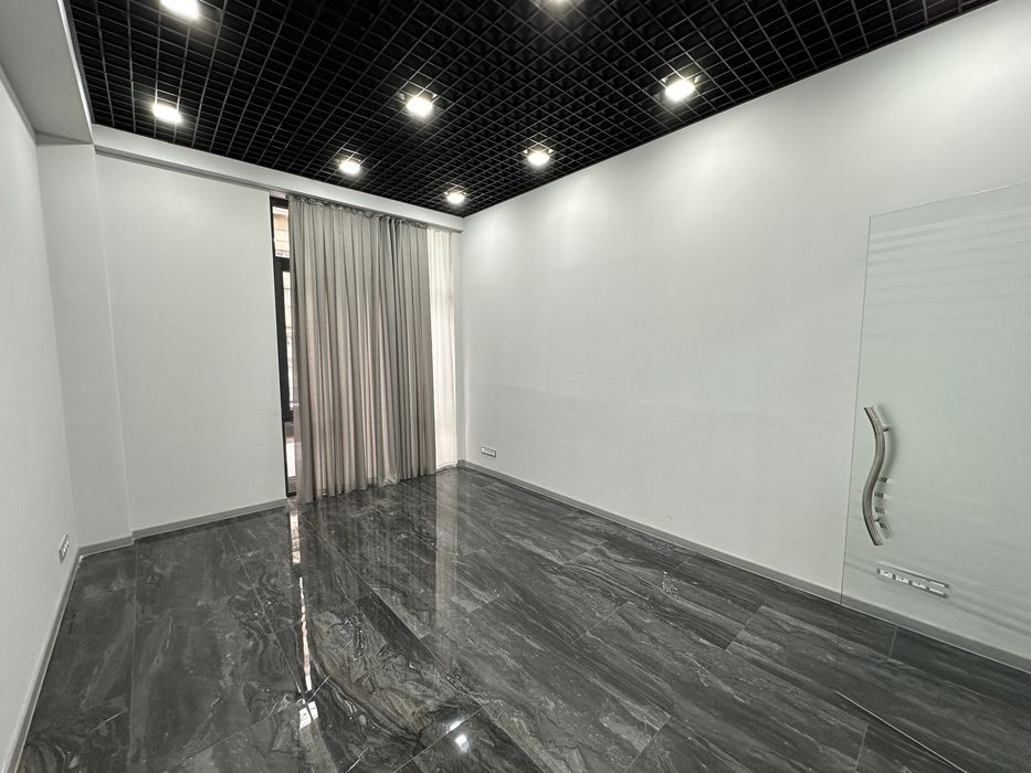 Продается нежилое помещение в центре города 600м2 - Ц-1 | Бибигон