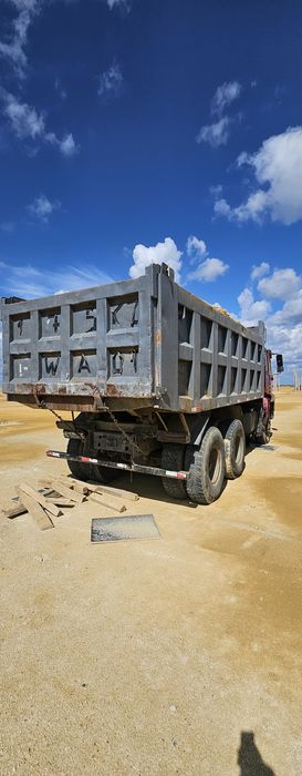 Самосвал Howo Sinotruk