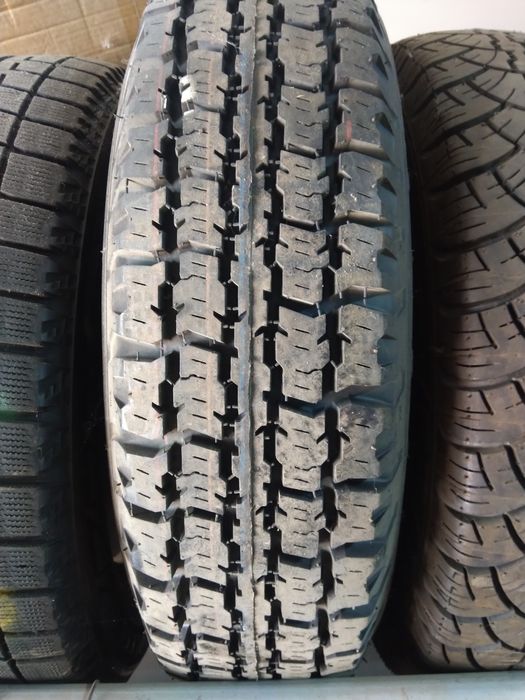 Шины на грузовички 215R16c