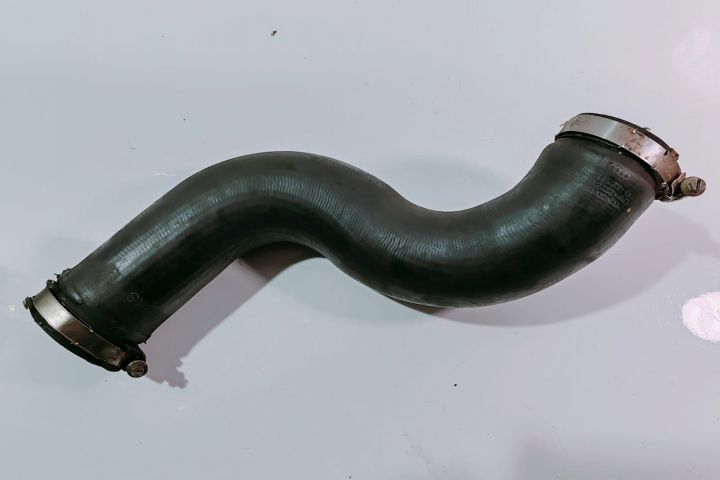 Furtun Intercooler 8K0145737Q Audi A5 8T seria