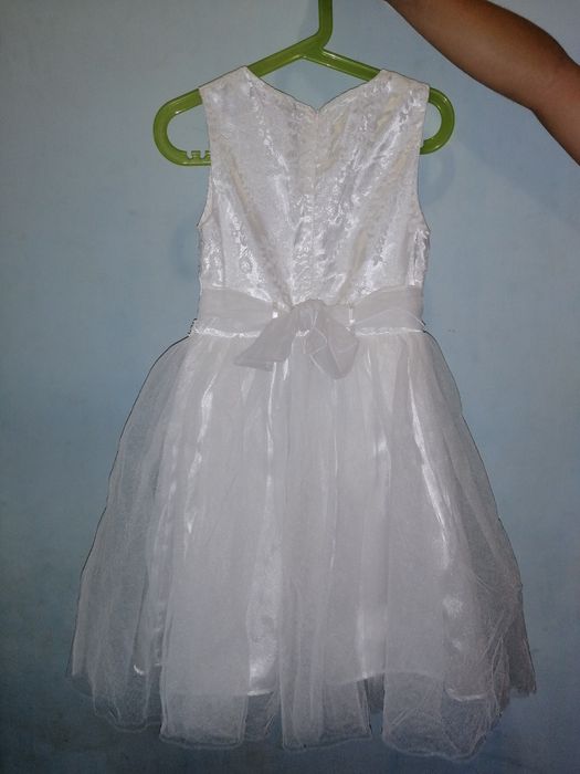 Официална рокличка