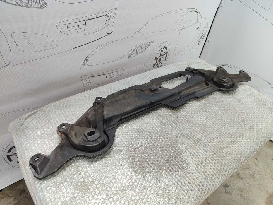 Suport Superior Radiator / Ghidaj Aer Frontal Jaguar XF (X250) 2007–2015 / Cod OEM 8X23-8A303-AD (4D2)