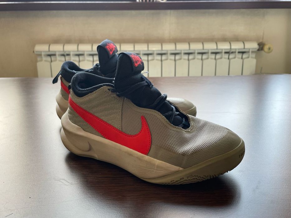 Баскетбольные кроссовки Nike, размер EU 36
