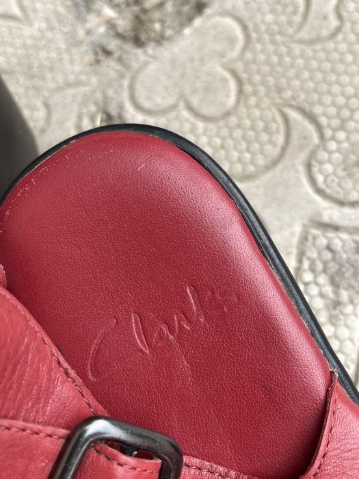 Кожаные босоножки