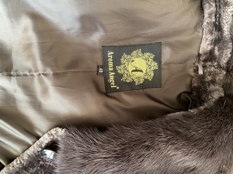 Шуба из меха мутон.