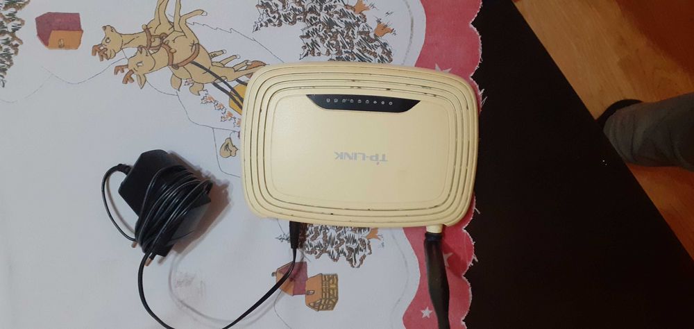 Router TP-LINK cu acumulator.