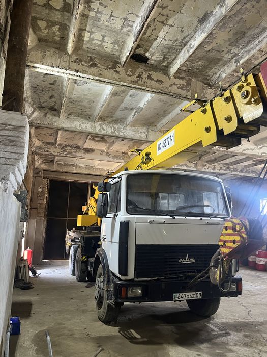 Продам автокран 25т