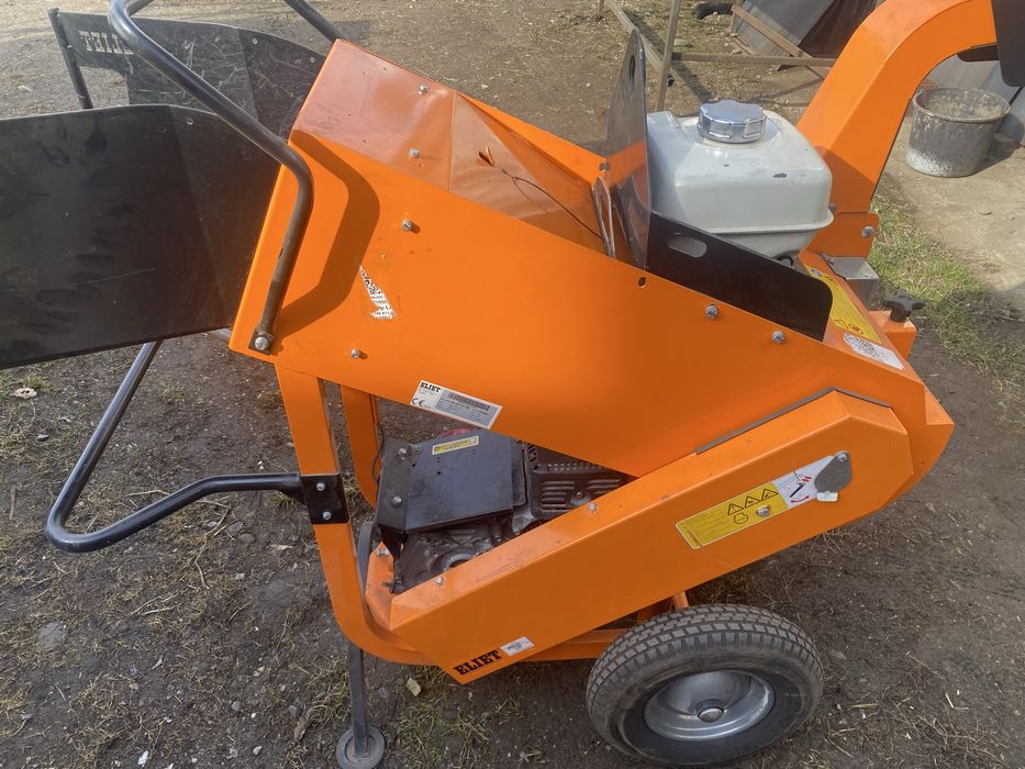 Tocator de vegetatie