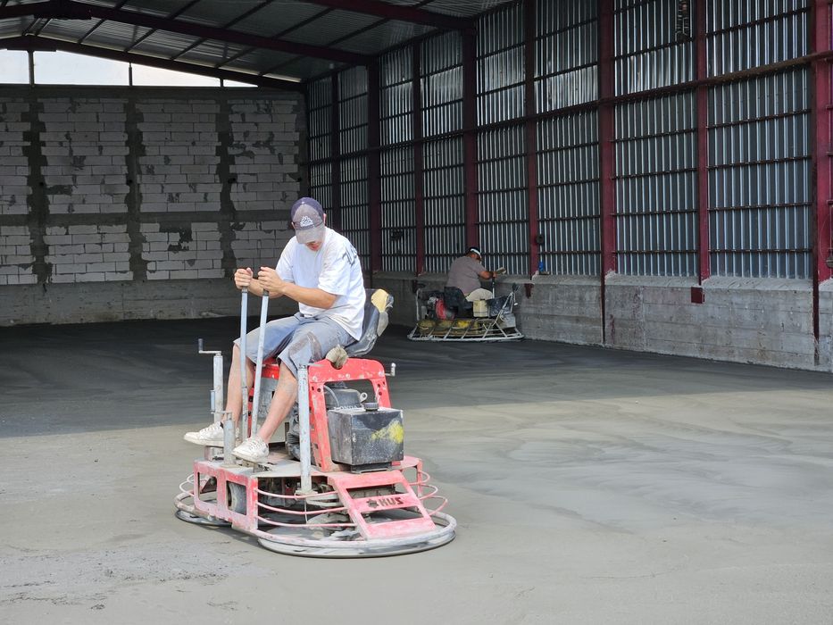 Turnari beton finisat cu elicopterul