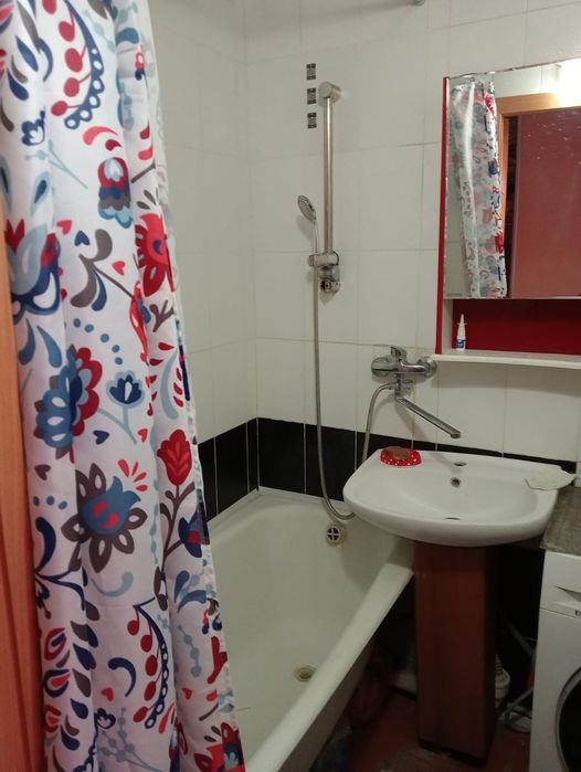 Продам квартиру в п. Белоусовка