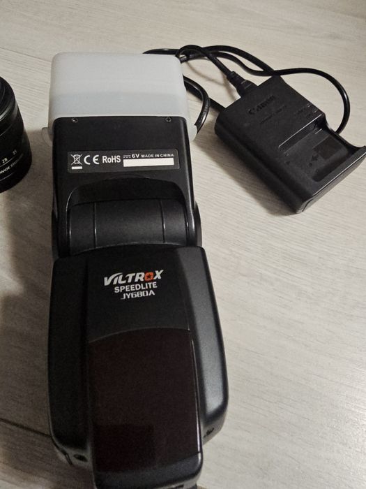 Vând aparat canon m50 mark II