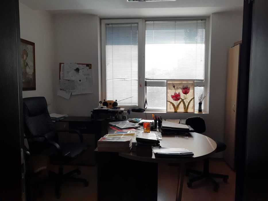 Продава се Офис в Силистра, Център - 94 кв.м за 946 €/кв.м - Снимка #11