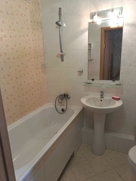 Сдам 3 комнатную квартиру