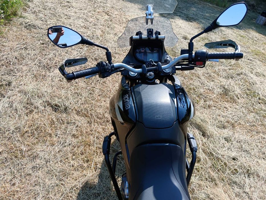 motocicleta aprilia pegaso trail 660